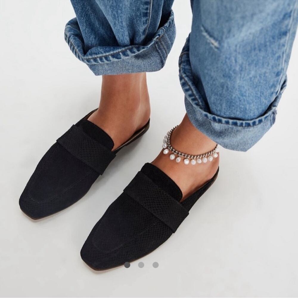 Free People Women’s Black Snakeskin Embossed Suede At Ease Mules Size 37/7